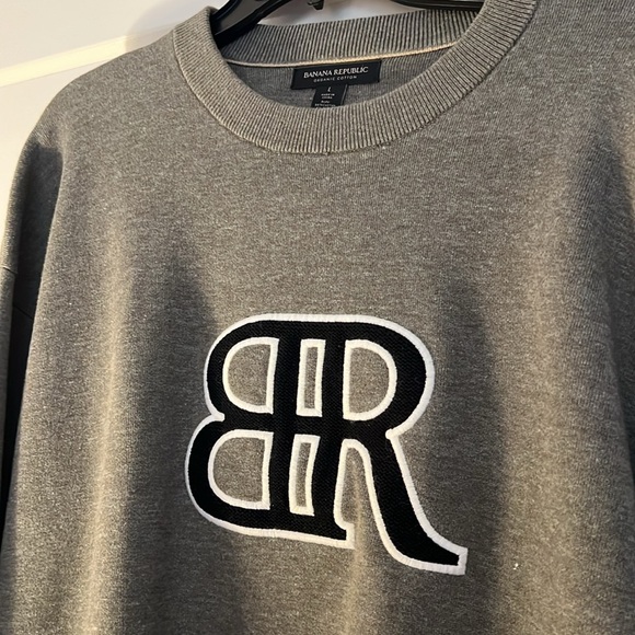 Banana Republic men’s embroidered sweatshirt - Picture 3 of 5